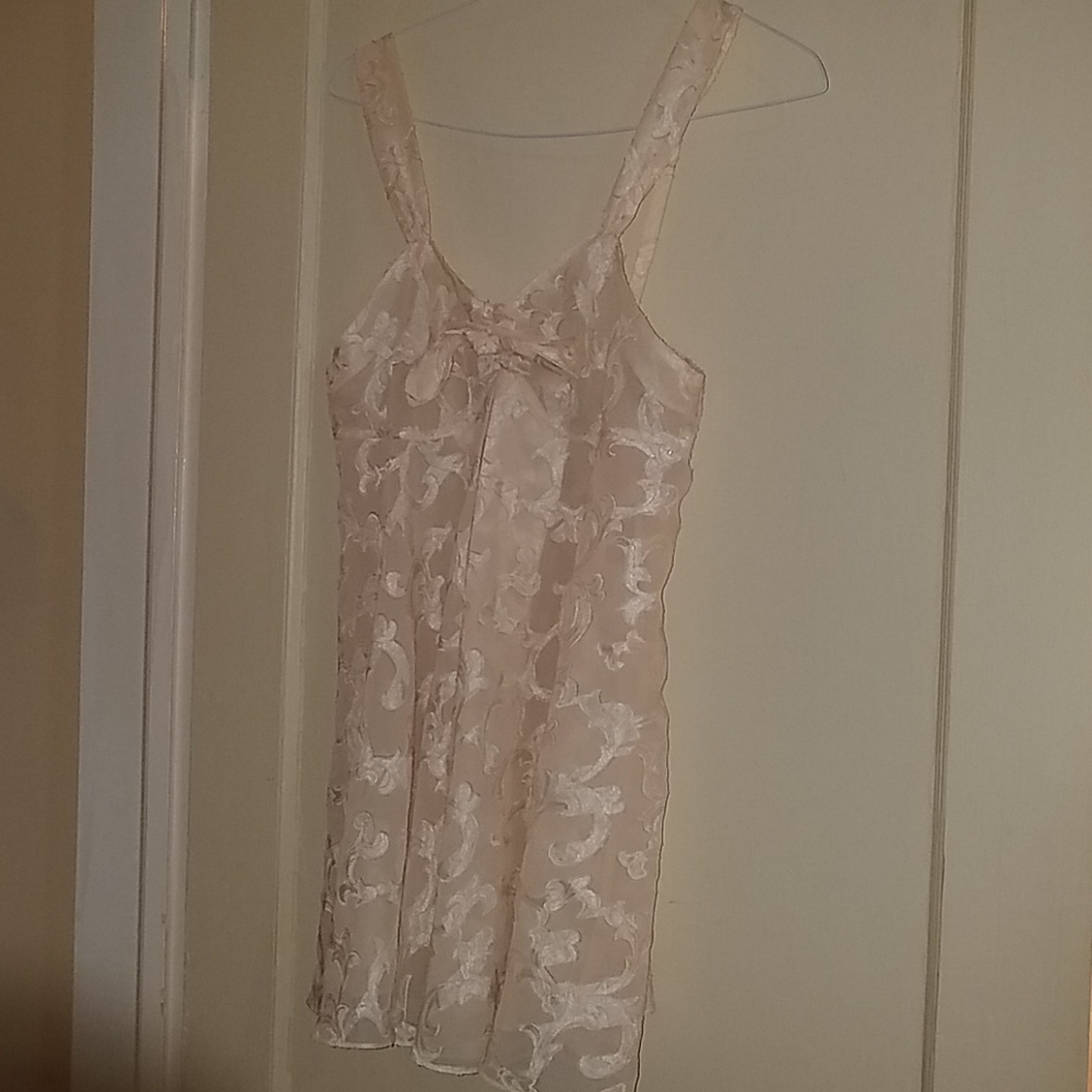 Victoria Secret baby doll chemise petite small